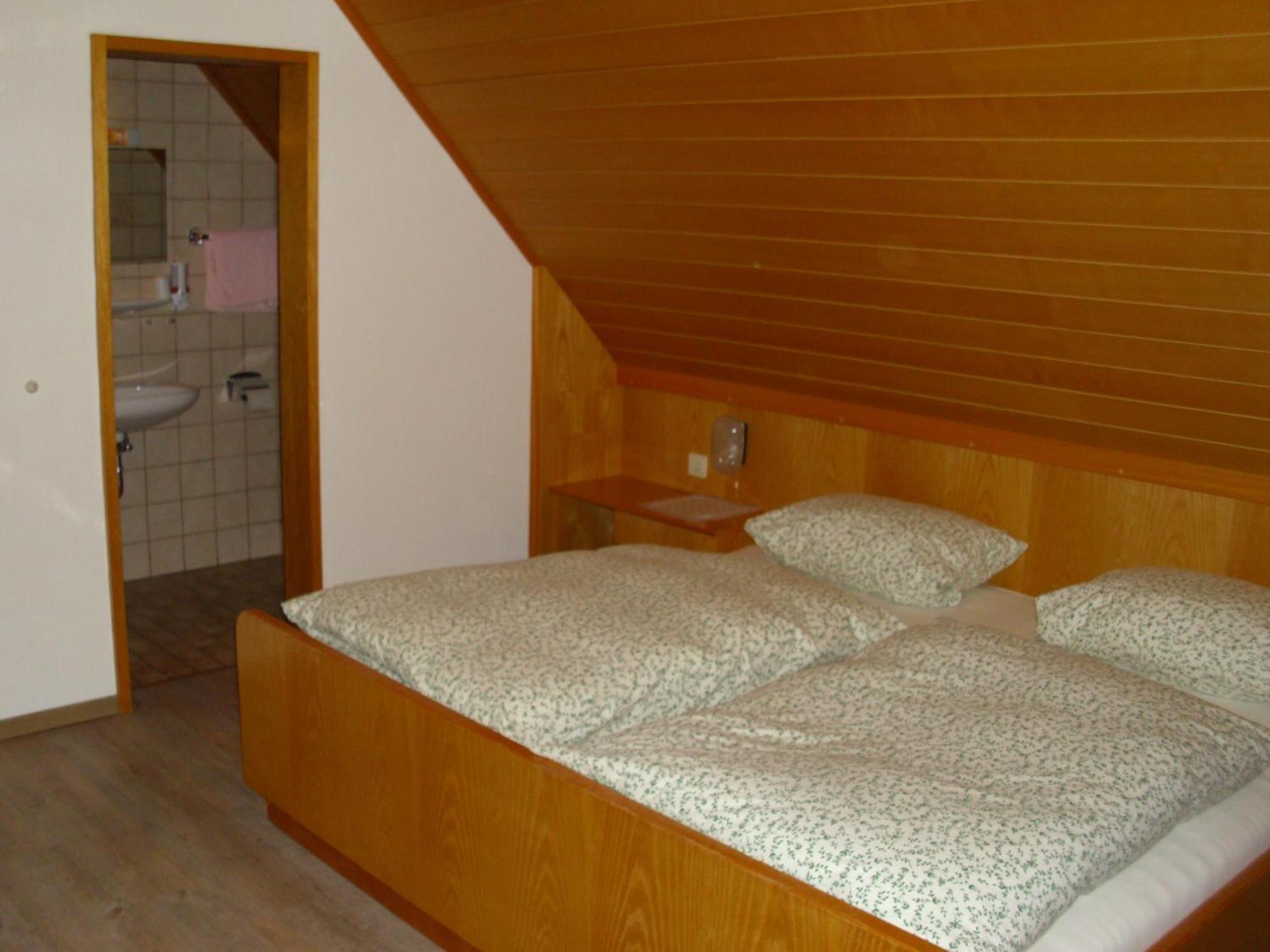 Gasthof Zur Frohen Einkehr Reichardsroth Номер фото